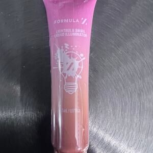 Formula Z Lightbulb Swirl Liquid Illuminator, Very Slay, Brand Twirl, Swirl Glow